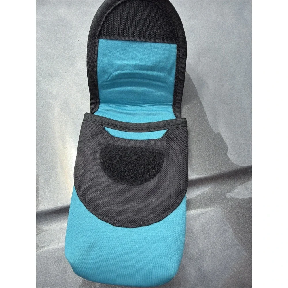 Nintendo DSi Aqua Blue Soft Padded Pouch Sleeve Case for Nintendo DSi